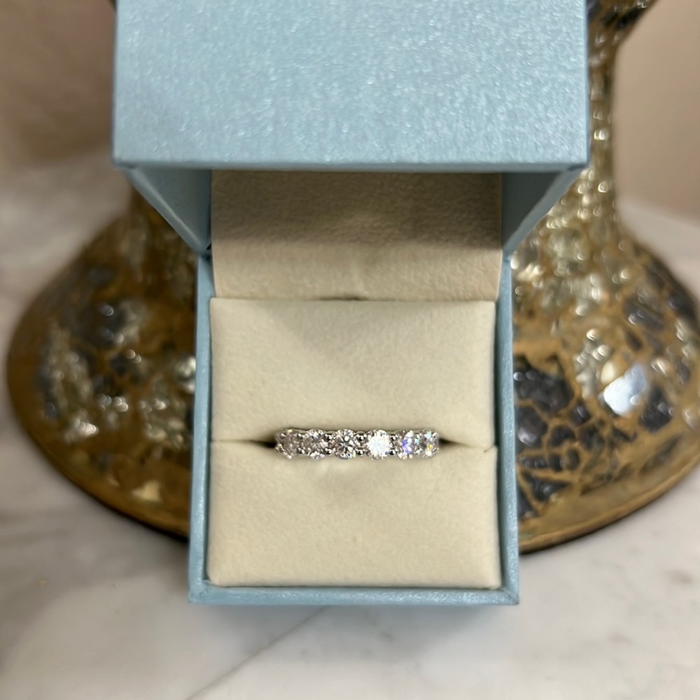 Certified GRA 4 mm moissinite band ring 925 sterling silver weeding ring size 7